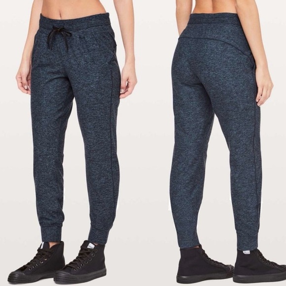 lululemon athletica Pants - Lululemon Ready To Rulu Pant *Updated 29" Heathered True Navy / Black Sz 4
